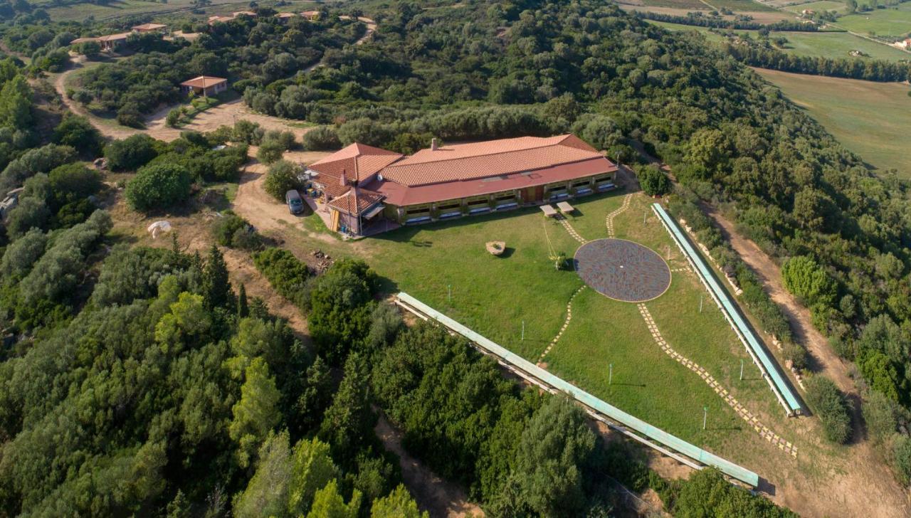 Is Bisus Guest House Castiadas Exterior photo